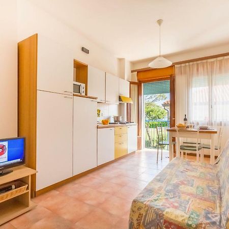 Residence Cristallo Caorle Bagian luar foto
