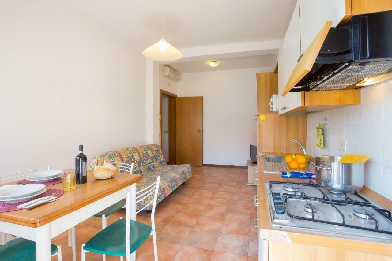 Residence Cristallo Caorle Bagian luar foto