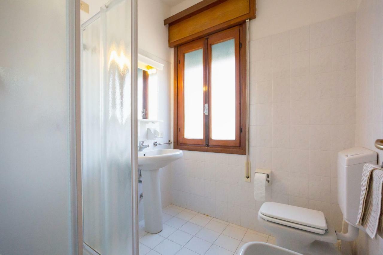 Residence Cristallo Caorle Bagian luar foto